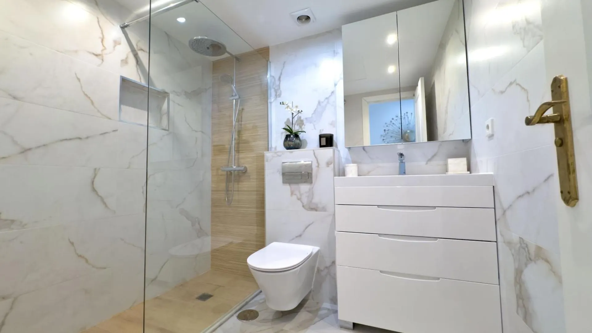 Apartment In Puerto Banus Lorcrimar V Marbella